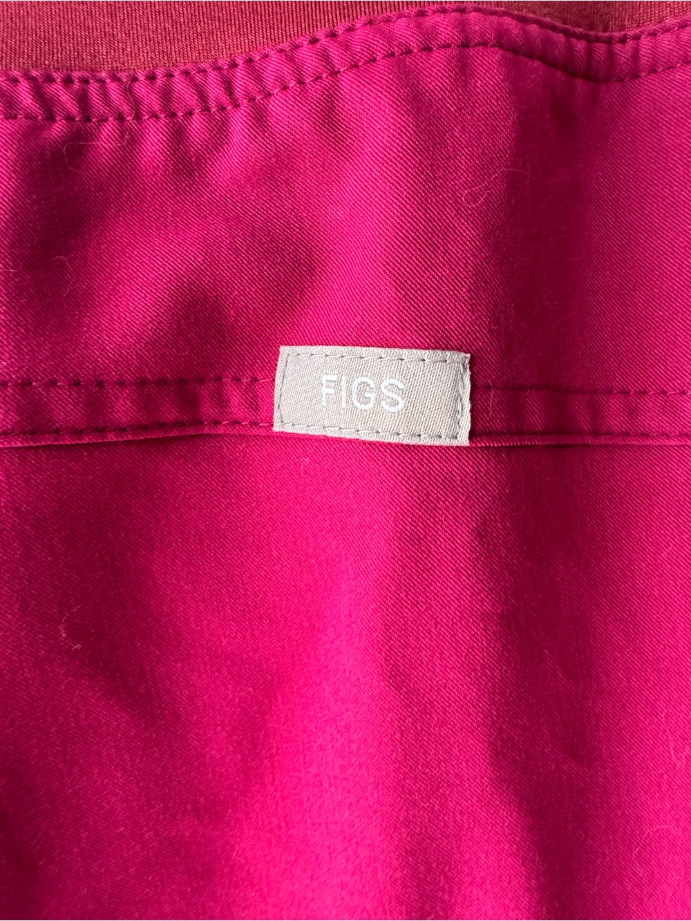 Figs Women's Hot Pink Scrubs. NEW. XL - Picture 14 of 16